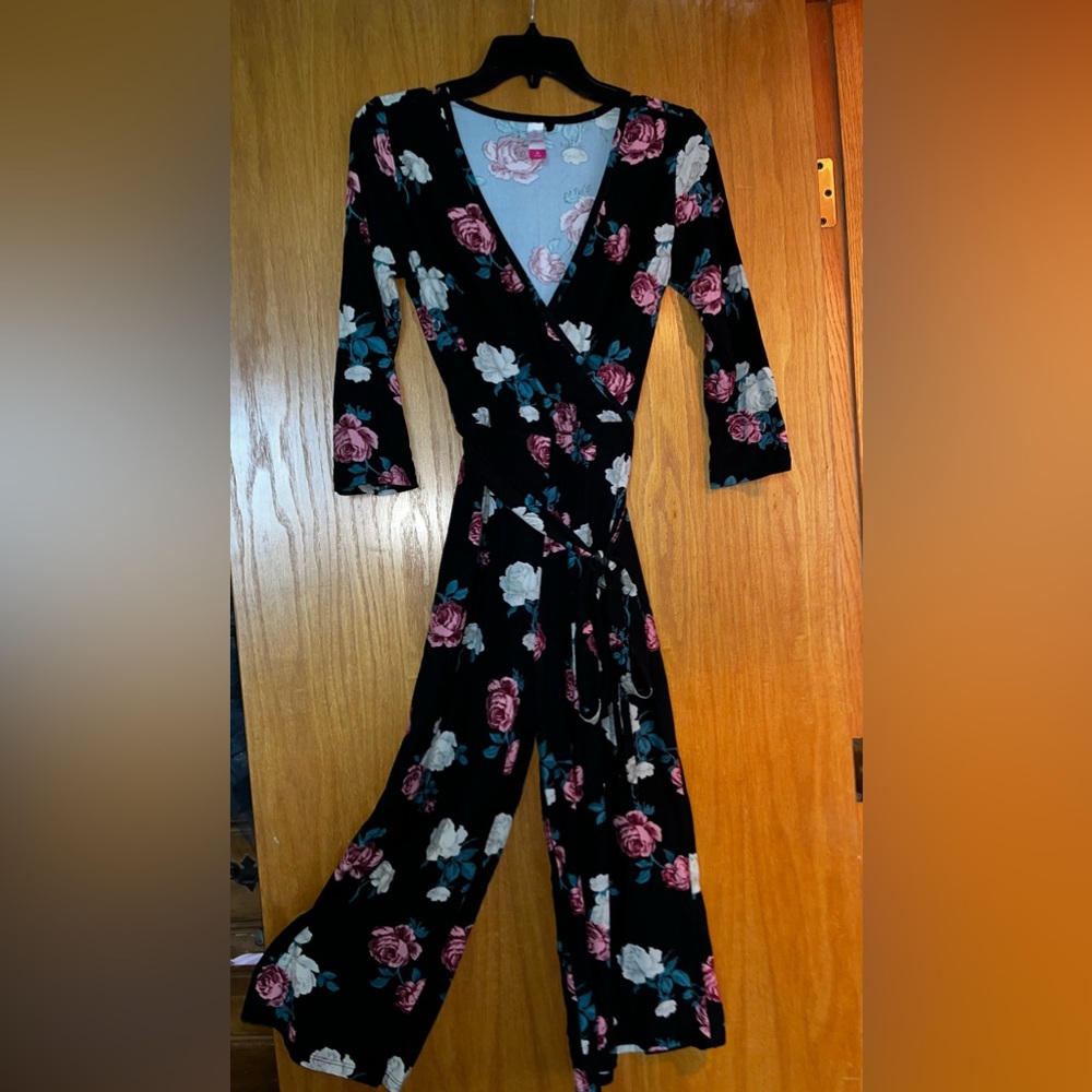 Black Floral Pants Suit